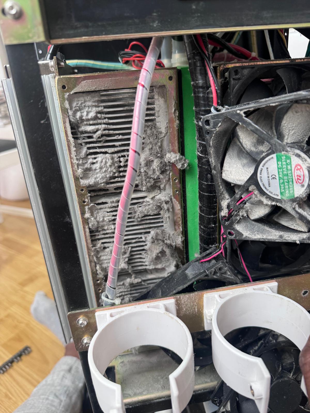 Diagnostic et réparation électronique par l'équipe EDEHTECH